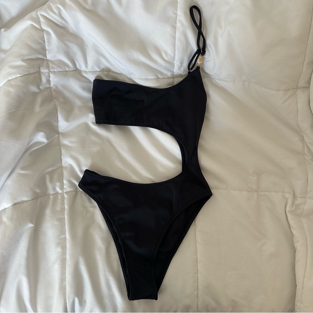 Sommer swim black one piece swimsuit